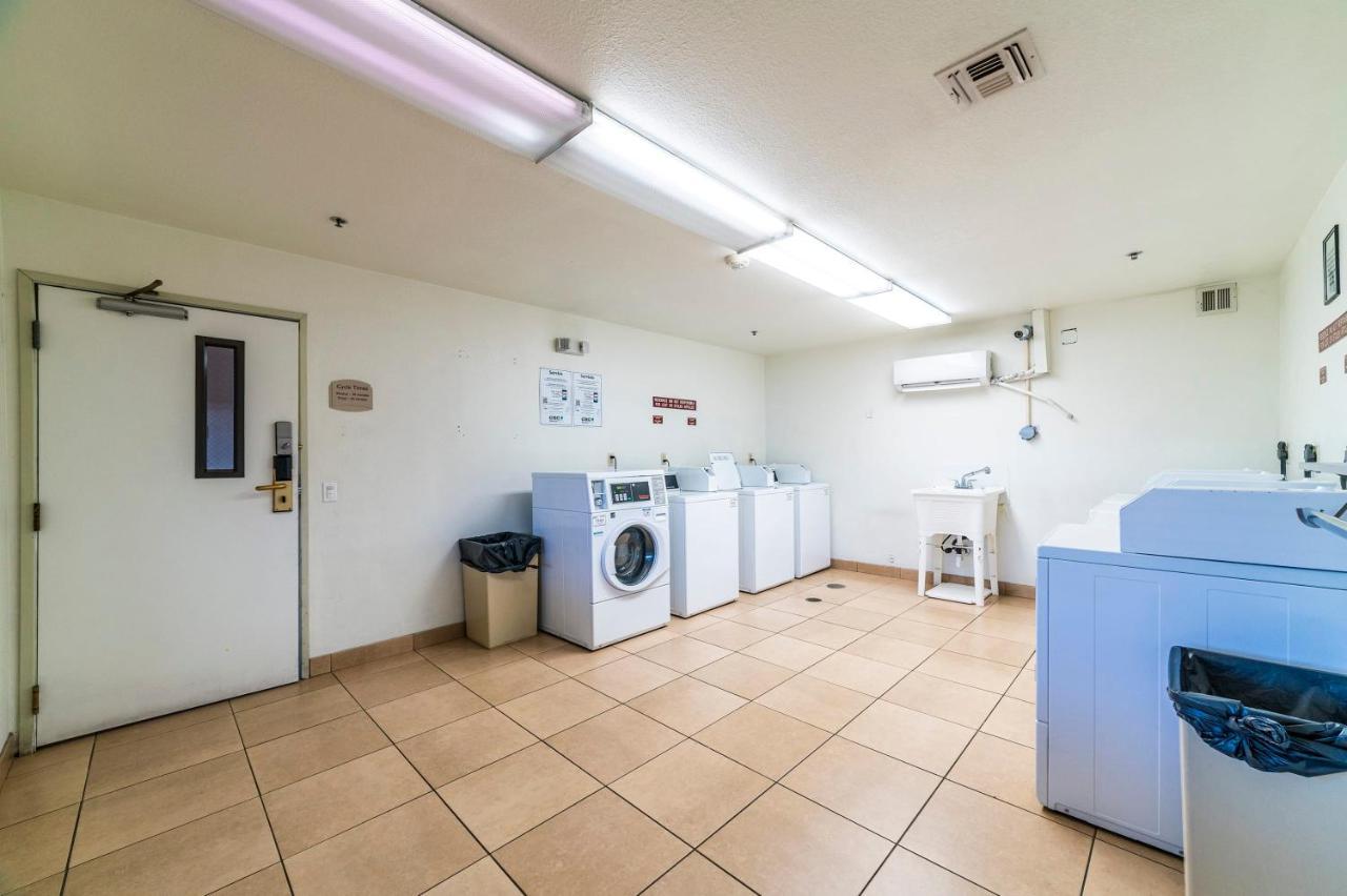 Апартаменты Metro Phx Studio Full Kitchen Long Term Discounts Феникс Экстерьер фото
